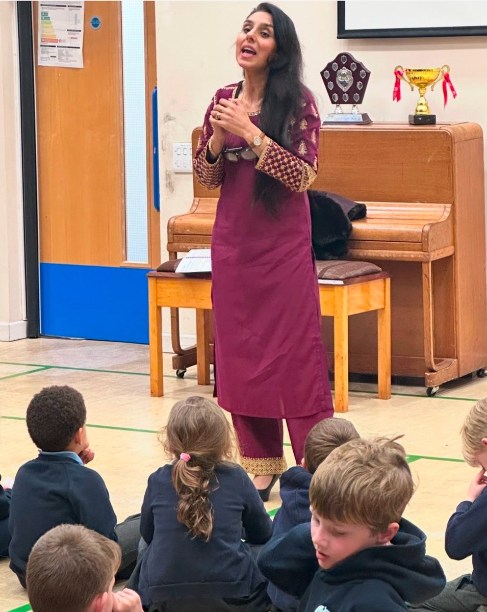 Llangan Primary School tweet media