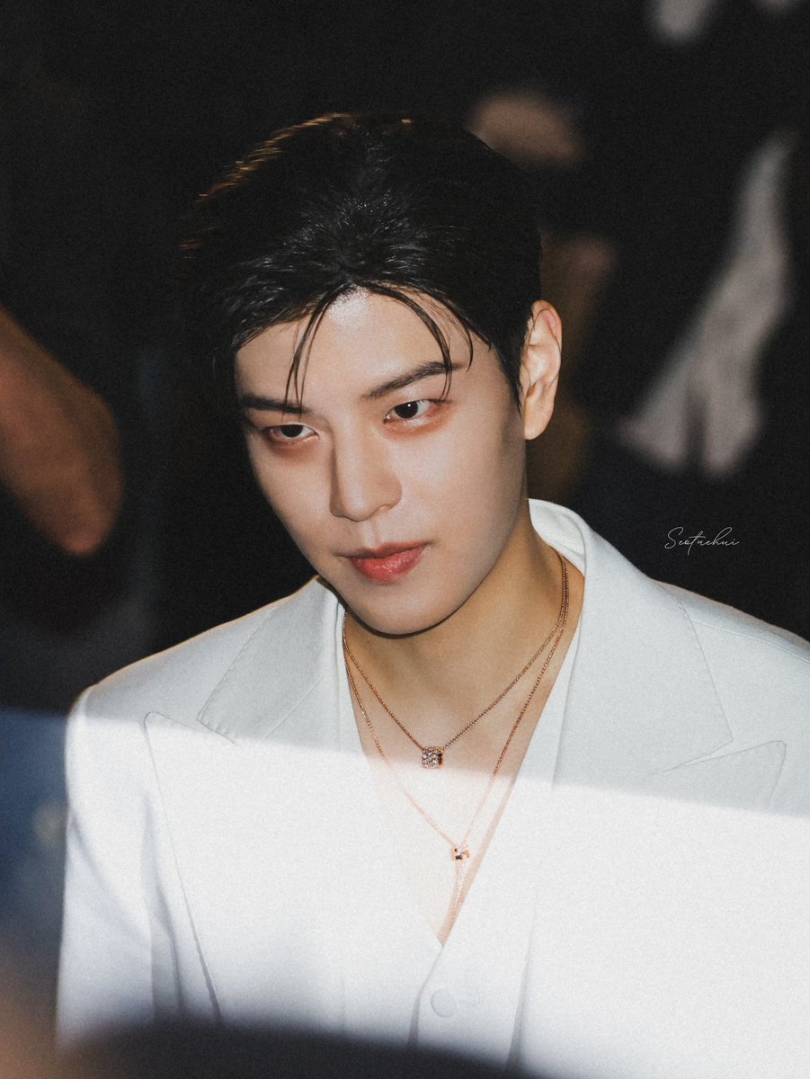 250305 CHAUMET

ㄸ..땨베르만?🫢

#Seungmin #승민 
#SEUNGMINXCHAUMET 
#스트레이키즈 #Straykids

<a href="/Chaumet/">Chaumet</a>