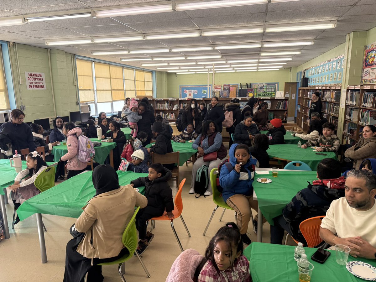 PrincipalNaber1's tweet photo. Congratulations to the MLKA Students of the Month for January and February! ⭐️🏆⭐️#MLKA #studentofthemonth #beaking @YonkersSchools @RcollinsJudon @AnibalSolerJr https://t.co/idk3izR17R