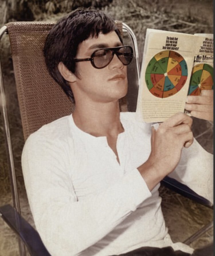 KomalKaler7's tweet image. vibe check?
#todaysvibe #introspect #brucelee