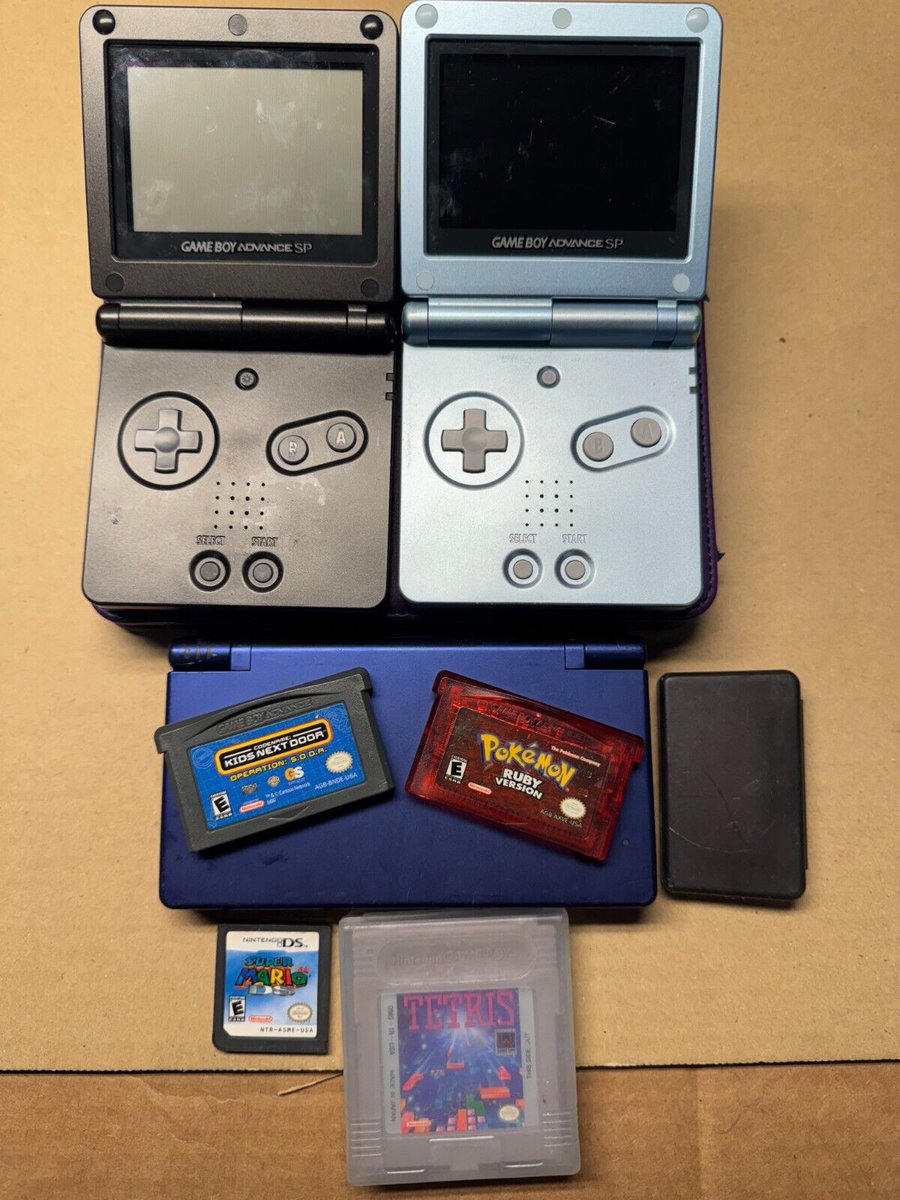 Team Retro Games tweet media