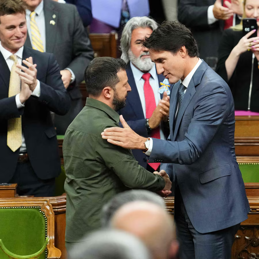 canadianpoli's tweet photo. I'm really going to miss him.
#PMTrudeau #Trudeau #TrudeauMemories https://t.co/OrCM8wsEa6