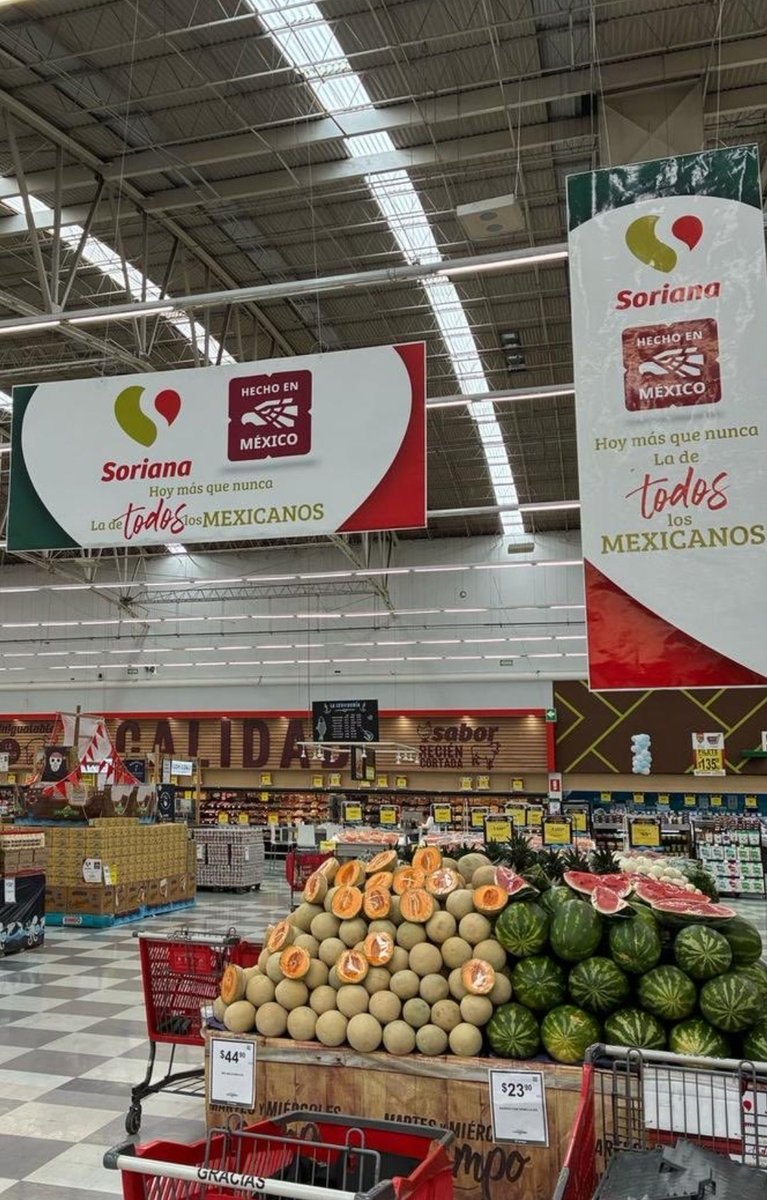 #TenemosMuchaPresidenta 
🚨 La imagen más PATRIOTA que verás hoy

Los Sellos de Hecho en México en las <a href="/TiendaSoriana/">Soriana</a> de todo el país.

Por el bien de México, primero los Productos Hechos en México...🇲🇽