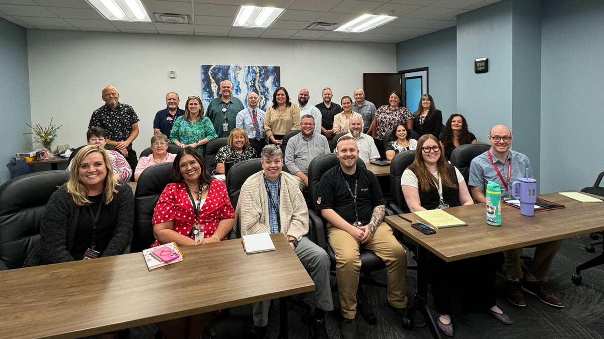 JobsUT's tweet image. Today is Employee Appreciation Day! We want to thank our employees for the vital role they play in strengthening Utah's economy by helping families and individuals achieve the economic stability they're looking for. Thank you to all the employees who make Utah strong!