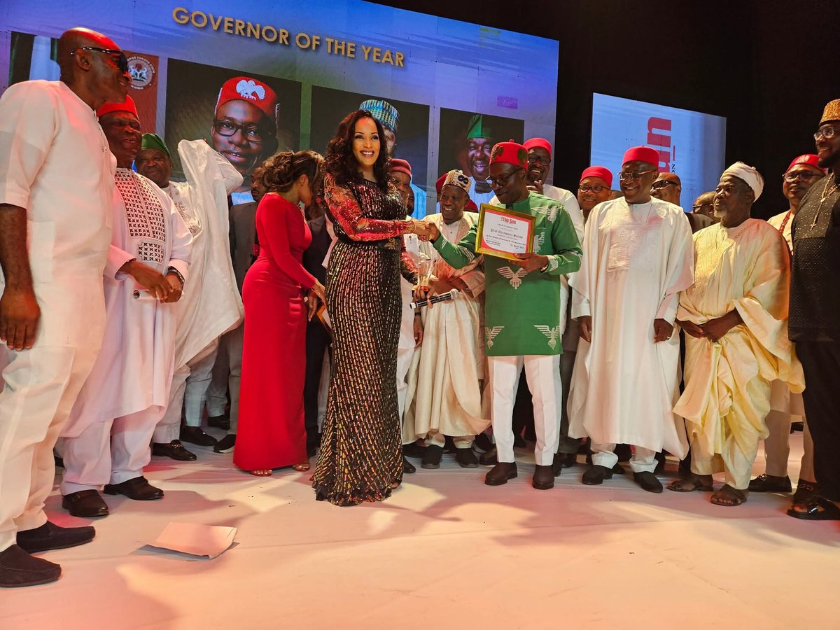 As co-chairman of THE SUN AWARDS ceremony  which took place recently  at the EKO Signature Banquet Hall in Lagos, I was honored to present the 'Governor of the Year' award to my governor, Prof Chukwuma Soludo of the All Progressives Grand Alliance, Governor of Anambra State.
It