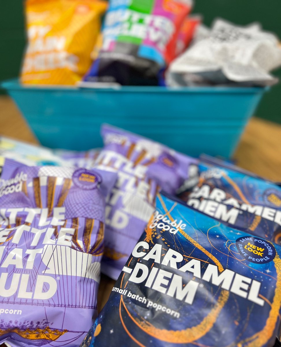 WGHS_warriors's tweet photo. 📣 Shoutout to @doadoublegood for bringing the joy to our faculty this week!🍿 We enjoyed sampling the delicious flavors of Double Good popcorn during our faculty meeting, and we are beyond grateful for this generous donation.
#doadoublegood #TeacherAppreciation https://t.co/1ZYeD61eCX