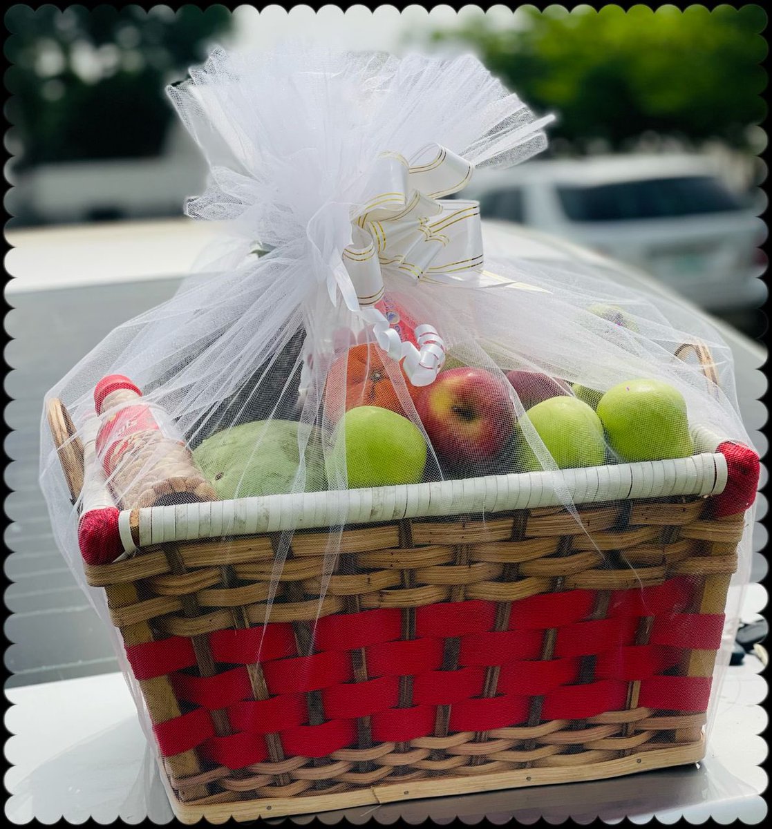 whemafoods's tweet photo. Ramadan Day 7: May this blessed month bring you peace, prosperity, and countless blessings. Keep your iftar fresh and wholesome with our delicious fruit baskets perfect for sharing with loved ones! May Allah accept your fasts and fill your home with barakah. Order yours today! https://t.co/E9F4MI2kCT