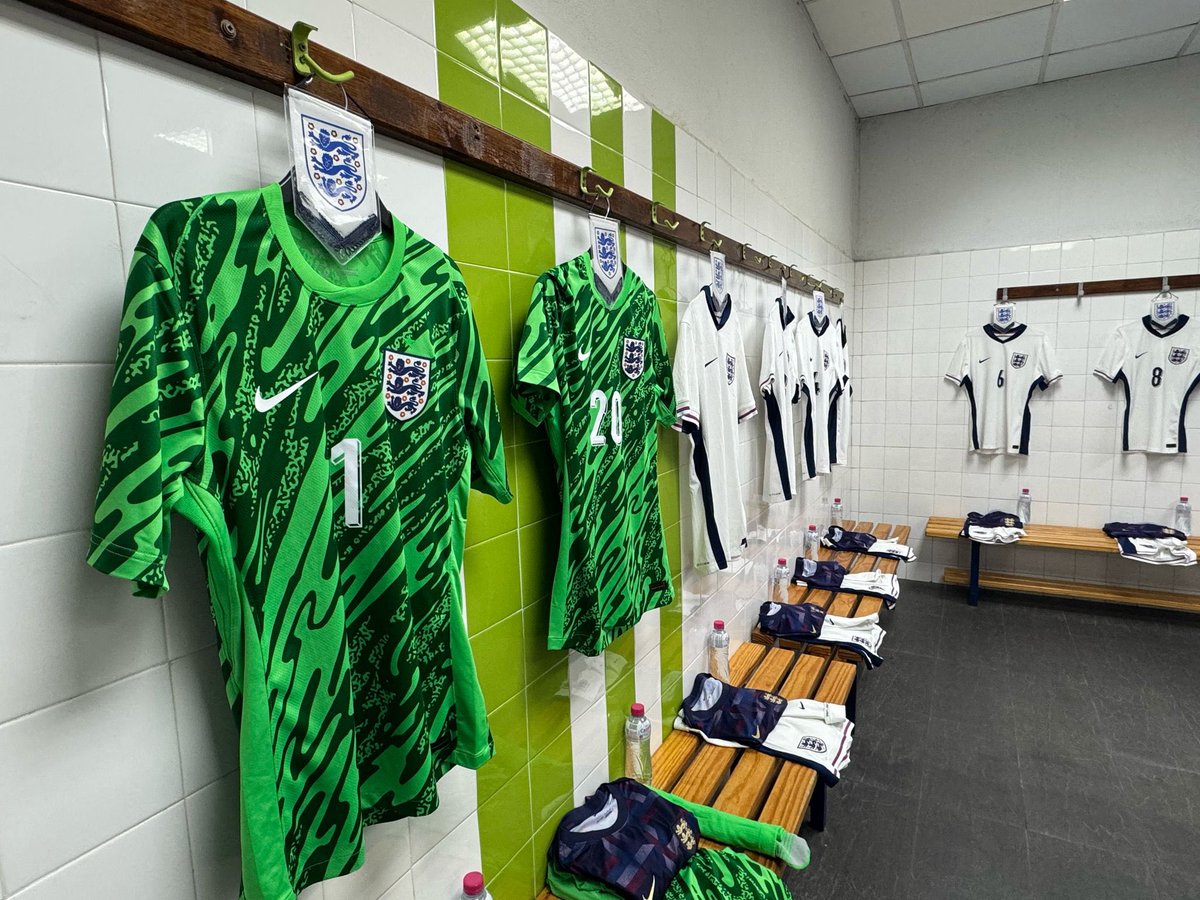 England Futsal tweet media