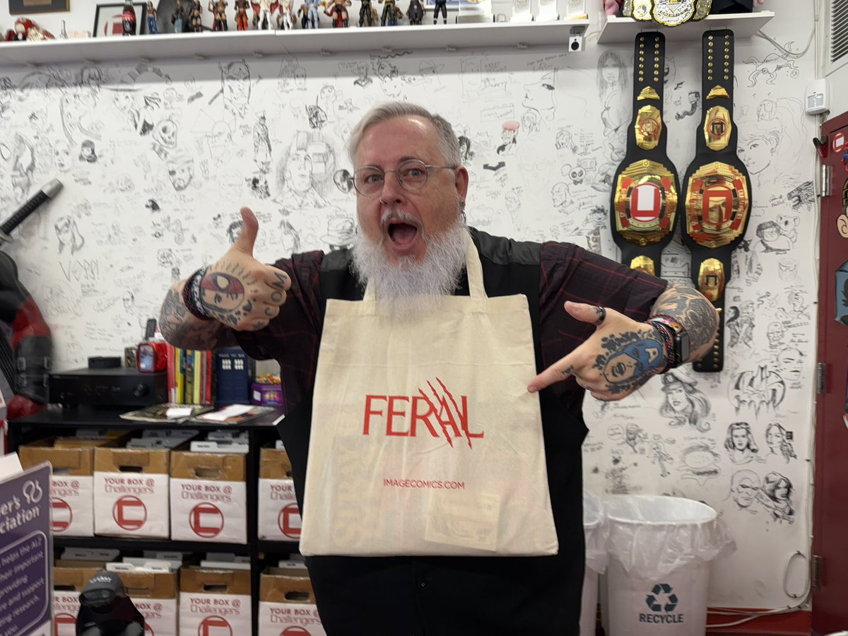 ramivic's tweet image. Mission Accomplished @TonyFleecs @GCComics and @Challengers have received their ComicsPro Fleecs swag bag! Thank you to Graham Crackers Loop (Anthony), GC Lakeview (Jake - not pictured) and yes, Patrick at Challengers Comics!#imagecomics #comicspro #feral #timeshopper #straydogs