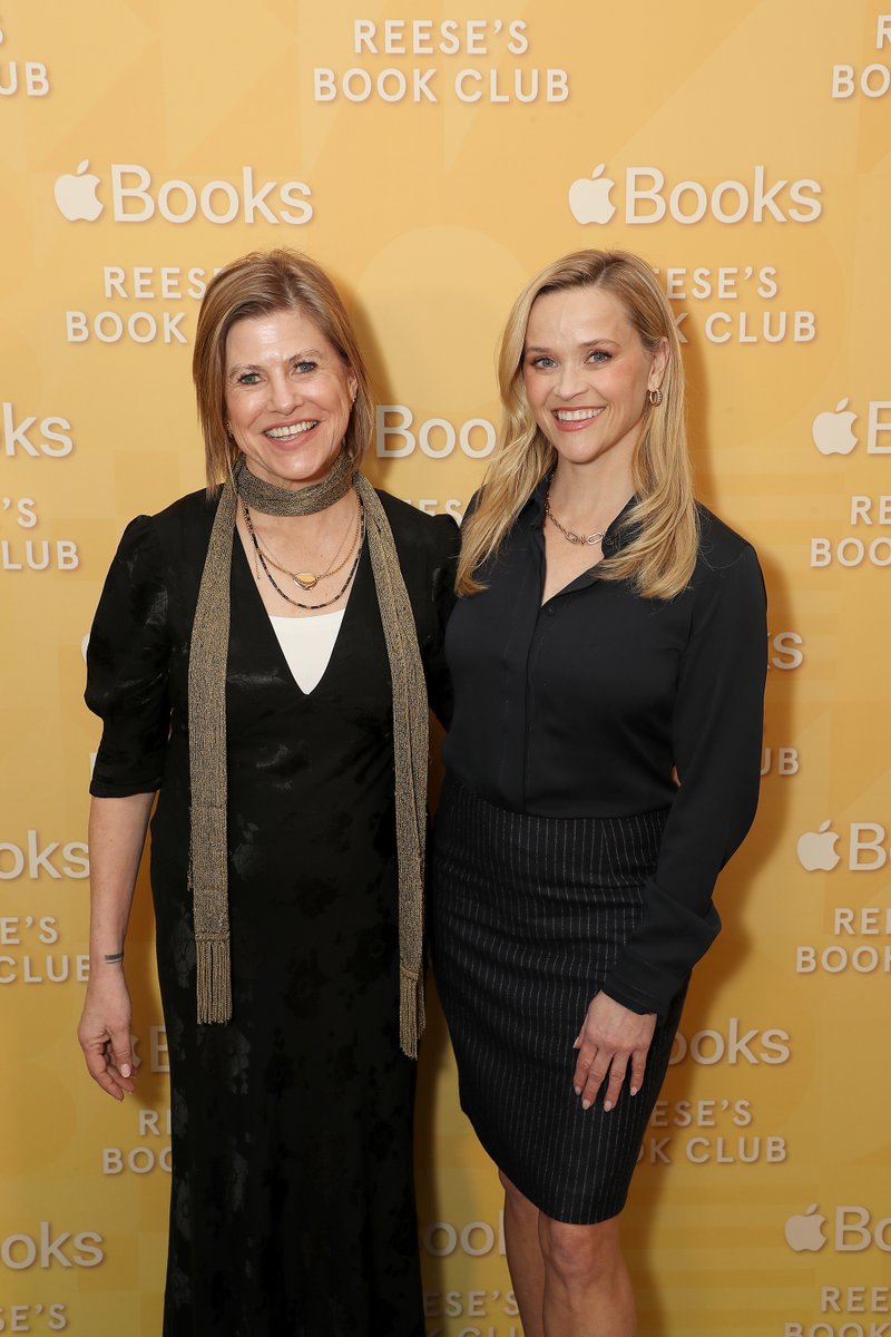 AppleBooks's tweet photo. Tuesday night was magic at the Apple SoHo store. ✨

@reesewitherspoon sat down with @ClareEmpson2, author of Broken Country—the March @ReesesBookClub pick—and shared an inspiring conversation about her powerful book. https://t.co/8KSDcegvsn