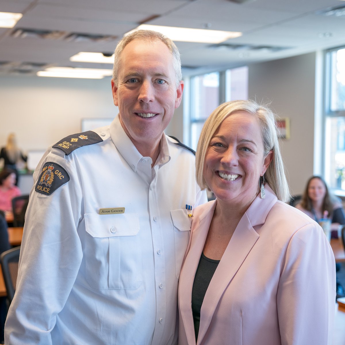 RidgeRCMP's tweet photo. Thank you to @VancouverPD Deputy Chief Constable Fiona Wilson and @Surrey_Schools Director of Instruction Dr. Kristi Blakeway for their time and inspiration helping us celebrate #InternationalWomensDay. Both speakers provided tremendous insight for our officers and staff.👮‍♀️♀️ https://t.co/n2Hbr09hja