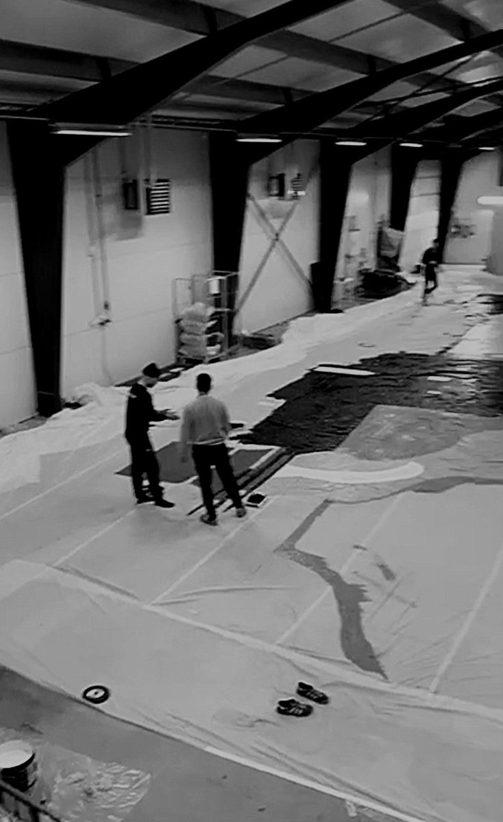 Efter många års sökande så har vi äntligen hittat en lokal till Kalmar Tifo. Den kostar en slant att hyra i månaden men vi får hyra den till ett mycket bra pris. För att vi ska kunna ha kvar den så behöver vi hjälpas åt att betala hyran. Swisha bidrag till 1235922372 varje månad.