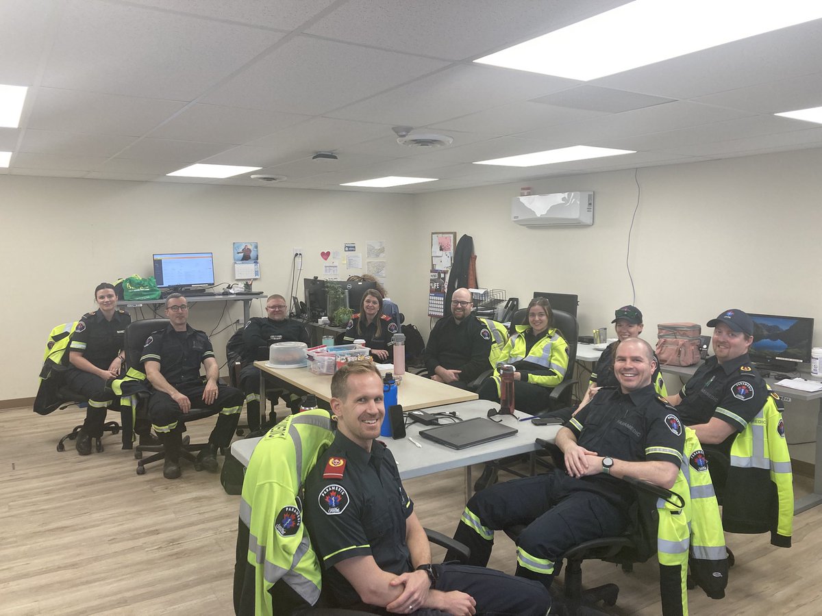 Leeds Grenville Community Paramedics tweet media