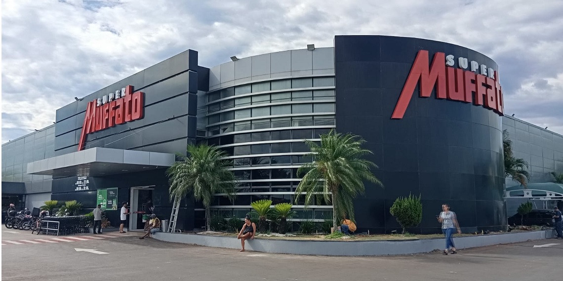 fronteira_livre's tweet image. MUFFATO REPÚBLICA I A unidade de Foz do Iguaçu recebe melhorias que visam proporcionar uma experiência de compras mais agradável e moderna.#novidade #modernidade #clientes #reinauguracao fronteiralivre.com.br/role-na-fronte…