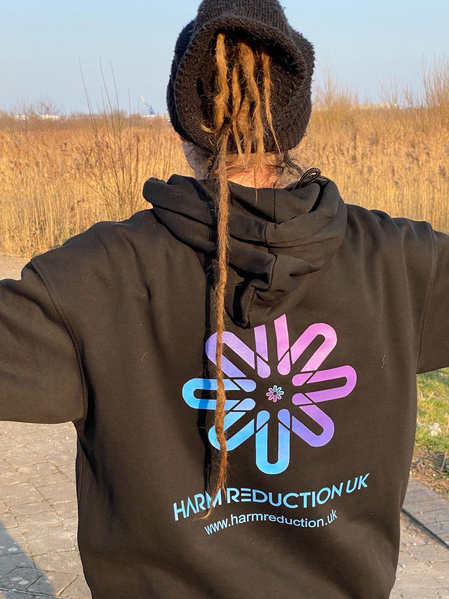 Rocking the new HarmReduction.UK merch down at the nature reserve in Cardiff Bay 

Scott Off The Press done a sterling job of this! #HarmReduction #CardiffBay #ScottOffThePress