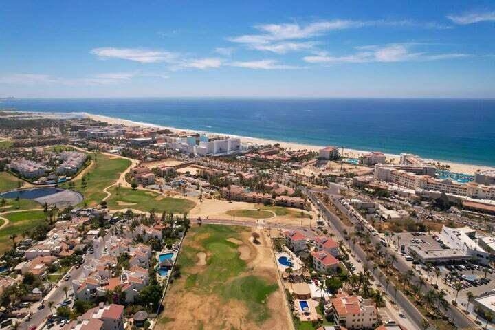 Marthacabo's tweet photo. Experience luxury at #MARE, San Jose Del Cabo!This 3-bed, 3-bath condo boasts ocean views and top-tier amenities, steps from the beach and downtown. Ideal for investment or rental!
https://t.co/X4IIXCTD9k
#LuxuryLiving #SanJoseDelCabo #OceanViewCondo #ForSaleBaja https://t.co/IPPO1uh57a