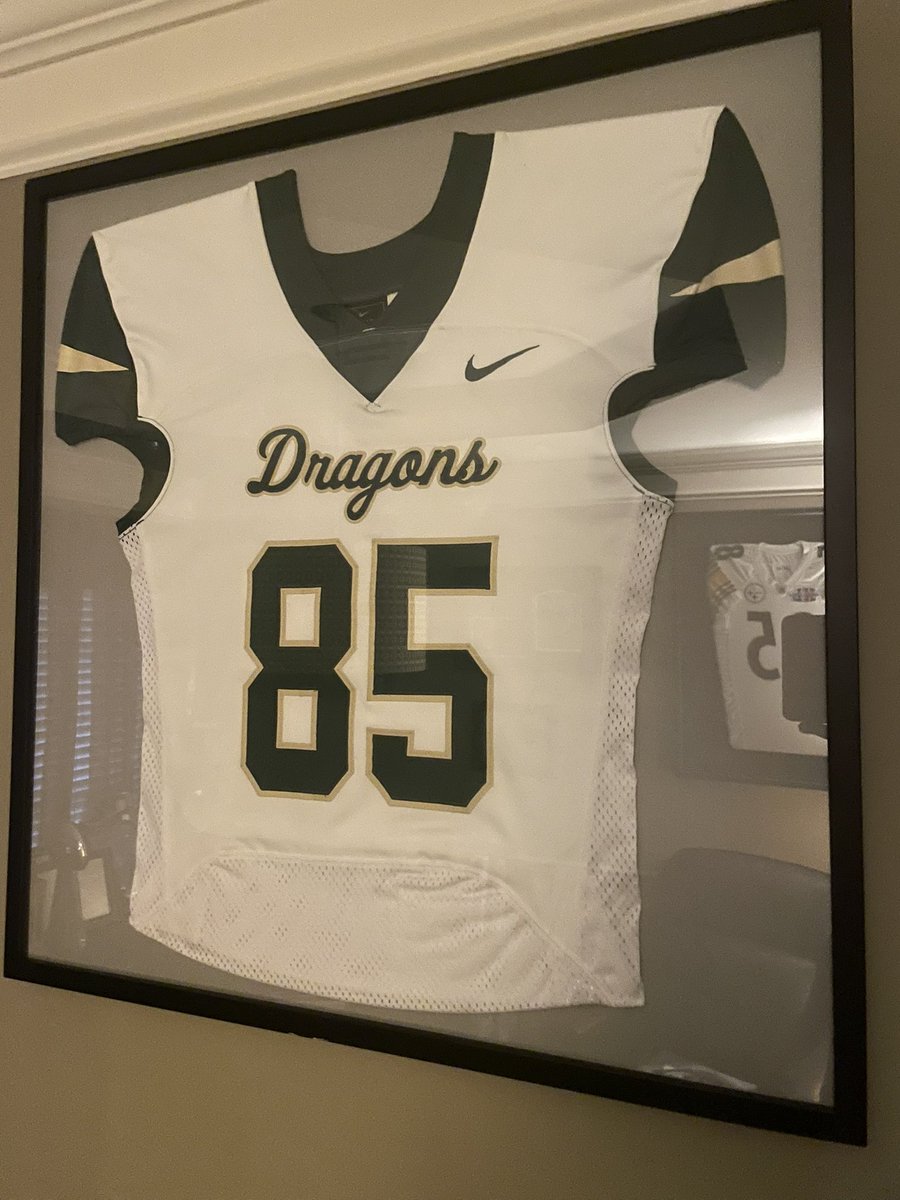 Nate Washington (@nwash85) on Twitter photo Special thank you to <a href="/Coach_Ekkens/">Brett Ekkens</a> <a href="/TUDragonFB/">Tiffin University Football</a> and the many others that were involved with retiring #85! I appreciate you all! #GoDragons🐲 #1of1 Special thank you to <a href="/Coach_Ekkens/">Brett Ekkens</a> <a href="/TUDragonFB/">Tiffin University Football</a> and the many others that were involved with retiring #85! I appreciate you all! #GoDragons🐲 #1of1