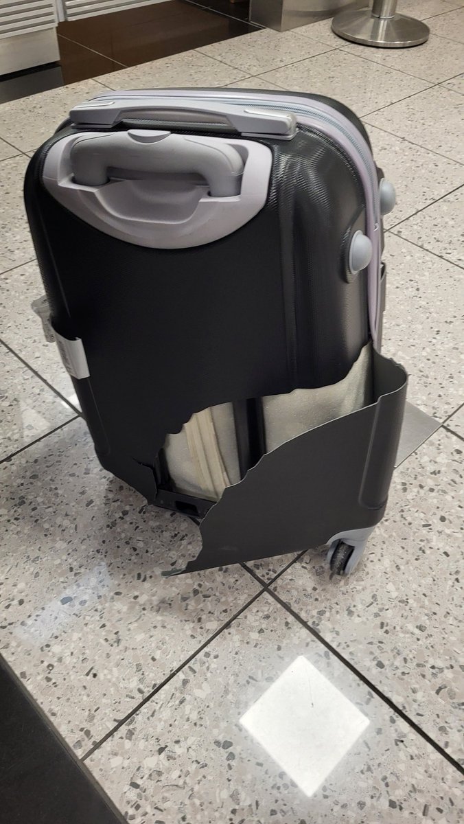 eemrb's tweet image. This is how @wizzair treat peoples cases! Mine was put on the luggage belt like this at Budapest! No explanation,no apology just told we had to go to a luggage firm in the city to see about repair!/replacement. Cost money and time out of our few days staying in Hungary! #wizzair