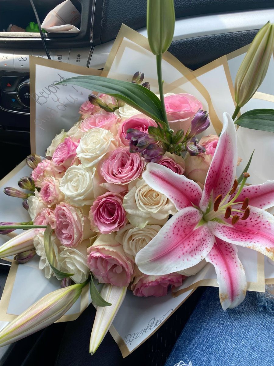 ❀ (@i3moment) on Twitter photo 