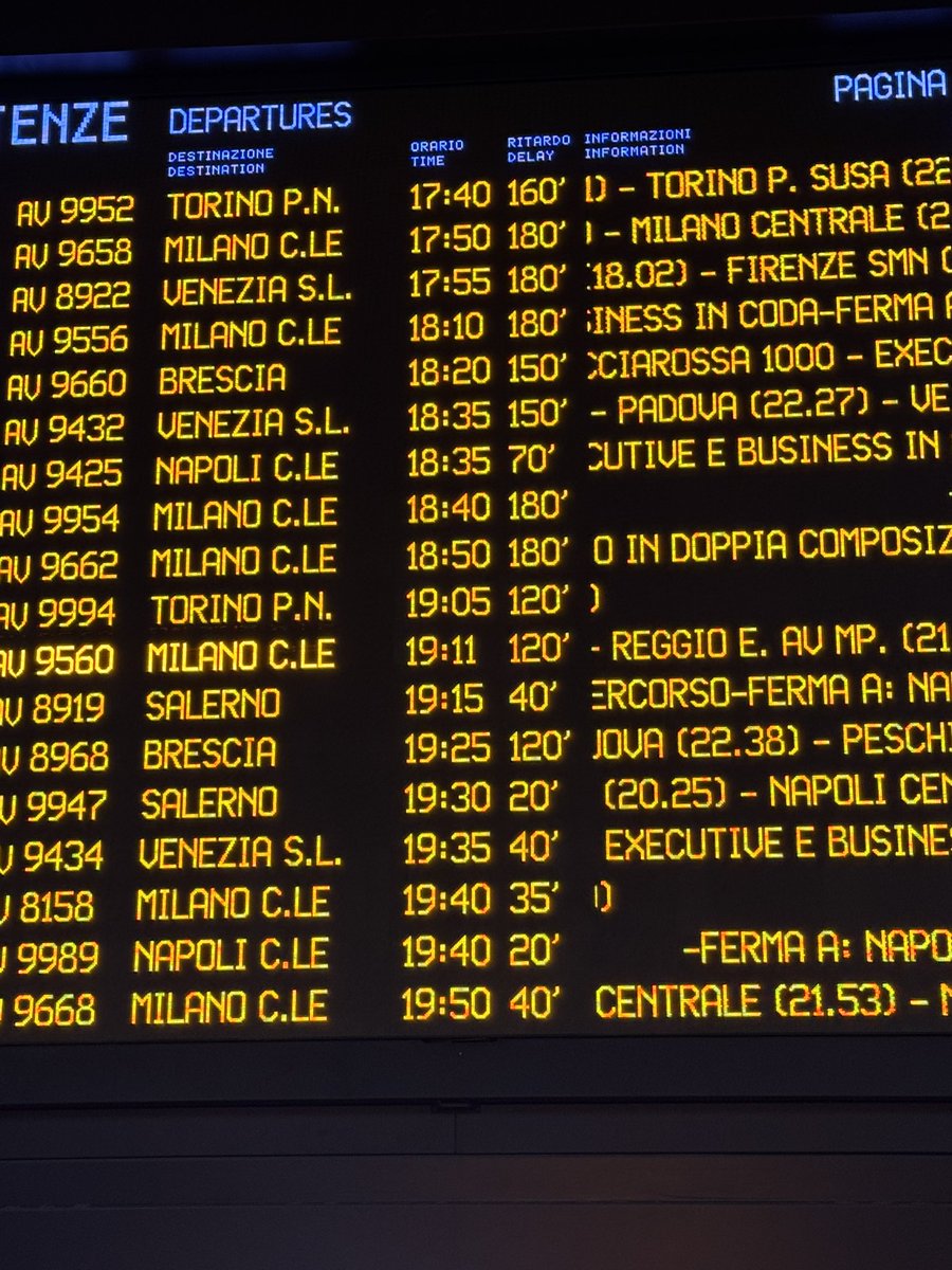 Ora a Roma Termini. Linea per Milano bloccata per guasto e lo sciopero che sta per iniziare. Complimenti a tutti per il rispetto dei cittadini
<a href="/Frecciarossa_IT/">Frecciarossa_IT</a> <a href="/fsitaliane/">Ferrovie dello Stato Italiane</a> <a href="/mitgov_it/">Ministero delle Infrastrutture e dei Trasporti</a>