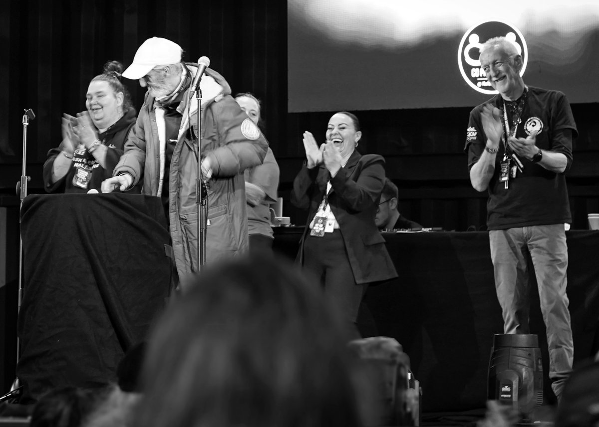 Big thanks to <a href="/Kaleidoscope68/">Kaleidoscope</a> <a href="/KPCoPro/">KPCoPro</a>  for making the very 1st Wales national coproduction conference such a success. Pics of the event now uploaded to harmreduction.uk/kaleidoscope-w… 

Feel free to tag and share!  Proud to have won/receive the 'committed to the cause' award. Thanks all