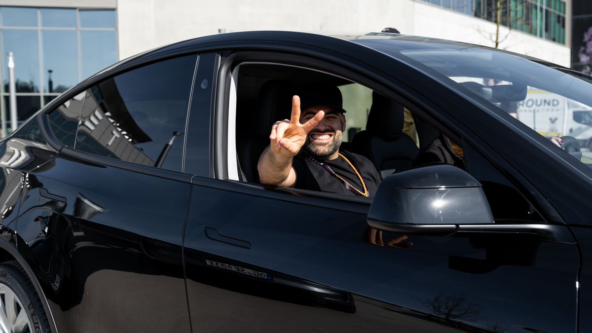 Tesla Europe & Middle East (@teslaeurope) on Twitter photo 