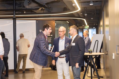 UTDiscoveries's tweet image. We hosted the Life Sciences Tech Showcase at the Innovation Tower this week. Through events likes these, we are building a thriving ecosystem to connect @UTAustin innovators with resources to get their ideas out of the lab & into the world. Congrats & thanks to all participants!
