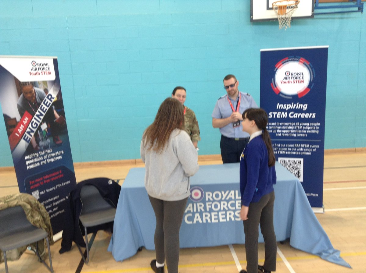 Mr Johnson tweet media