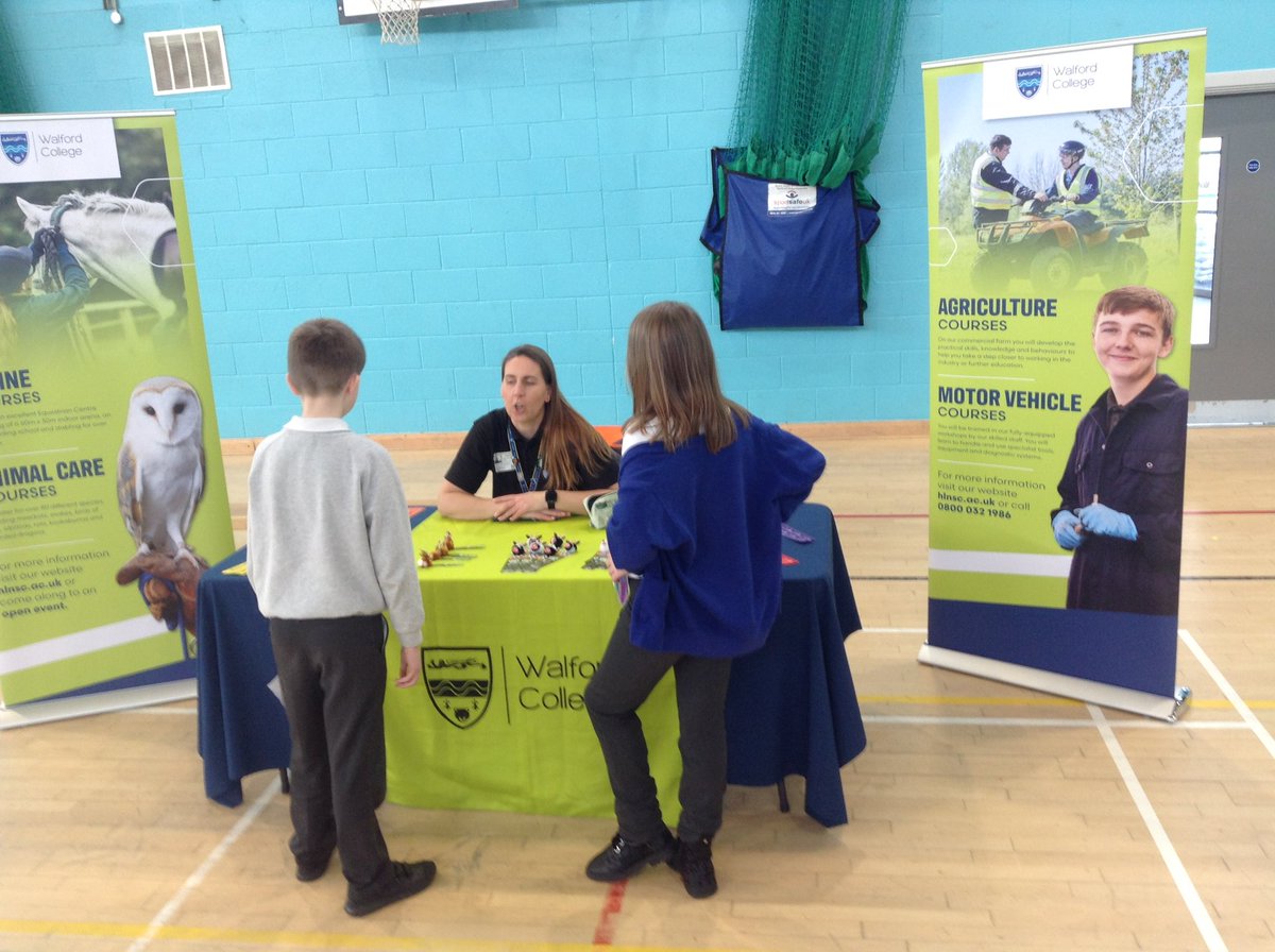 Mr Johnson tweet media