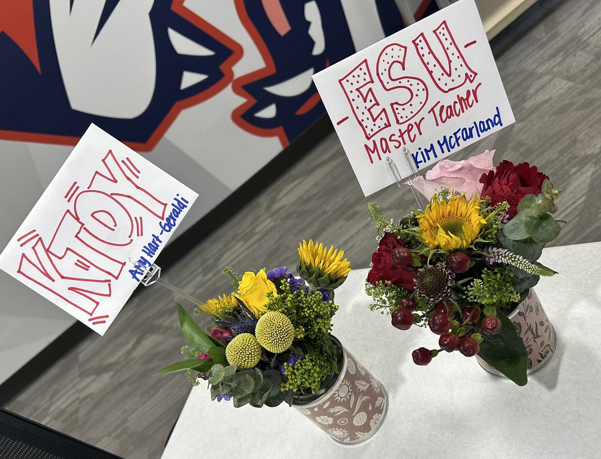 Congrats to Kim McFarland (ESU MasterTeacher Nominee) and Amy Hart-Geraldi (Kansas Teacher of the Year Nominee) for FT! Super proud!!!! This is well deserved ♥️ 🌼