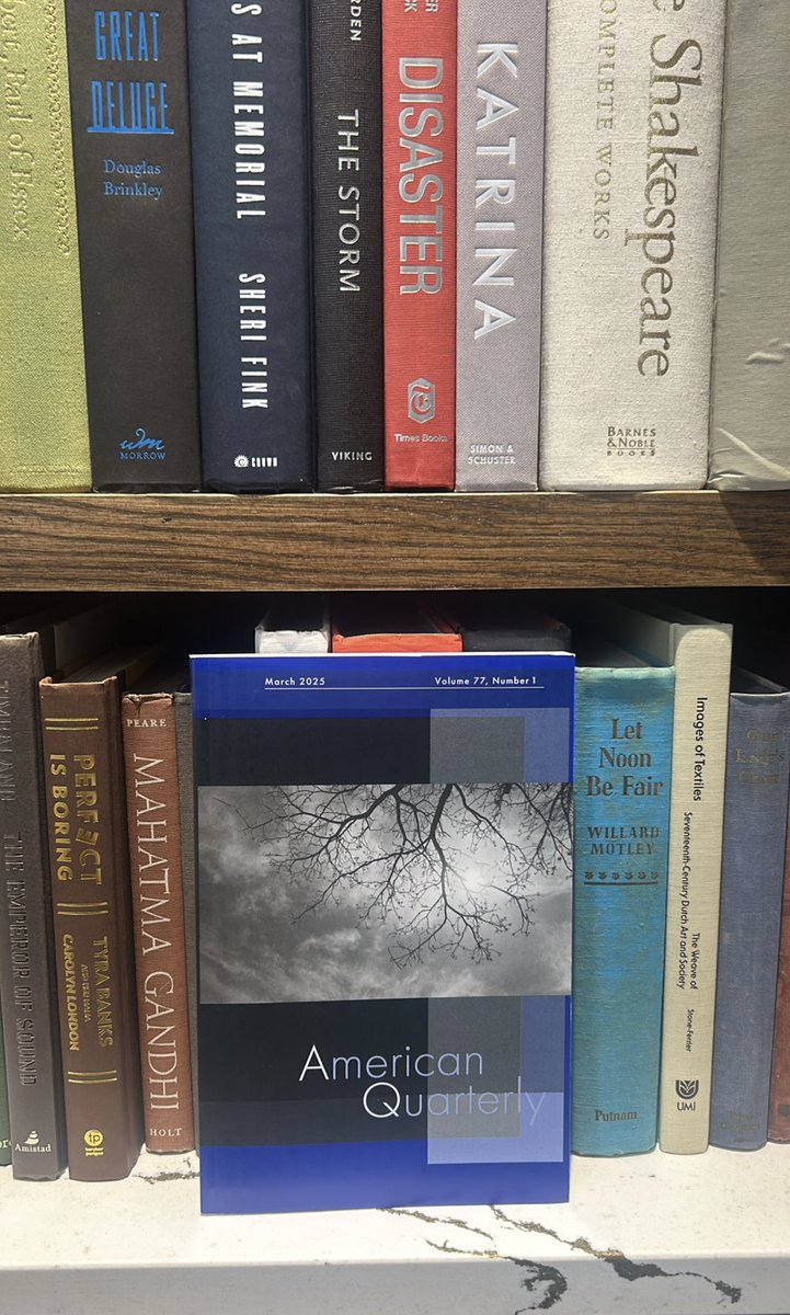 The March 2025 issue of American Quarterly is out NOW! Get your copy here: press.jhu.edu/journals/ameri…!

Happy reading! 📘