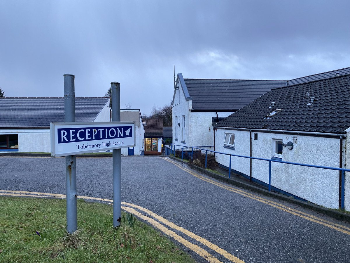After a meeting that lasted four hours, <a href="/argyllandbute/">Argyll and Bute Council</a> voted Tobermory as the preferred site for the new Mull Campus.

Multiple councillors registered dissent and said they had "serious misgivings" about the process.

heraldscotland.com/news/24991725.…