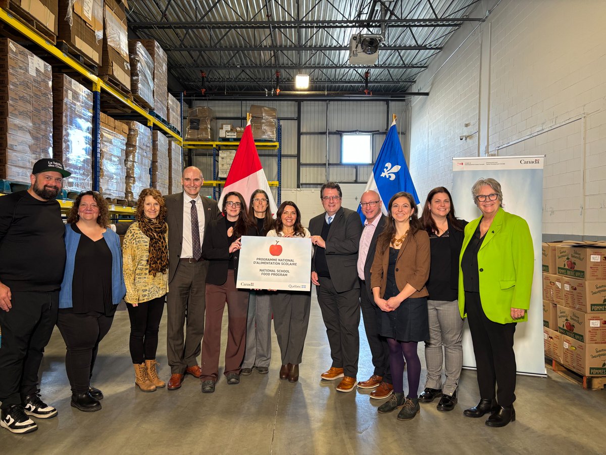 ClubDejeuner's tweet photo. Félicitations et merci aux gouvernements du #Québec et du #Canada pour avoir signé une entente pour le #PNAS. Le Club était heureux de s’être joint à @BDrainvilleQc, @jyduclos, @rouleauchantal & des acteurs en #AlimentationScolaire pour souligner cet accord!

Ensemble, pour #UnVentrePleinChaqueMatin
