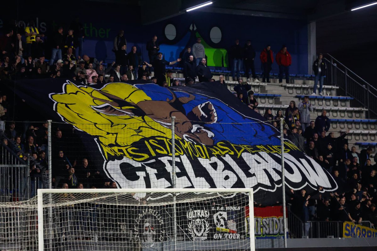 CambuurCulture's tweet image. 𝐍𝐢𝐞𝐭𝐬 𝐢𝐬 𝐳𝐨 𝐦𝐨𝐨𝐢 𝐚𝐥𝐬 𝐝𝐢𝐞 𝐜𝐥𝐮𝐛 𝐢𝐧 ‘𝐭 𝐠𝐞𝐞𝐥 𝐛𝐥𝐚𝐮𝐰 💪🏻