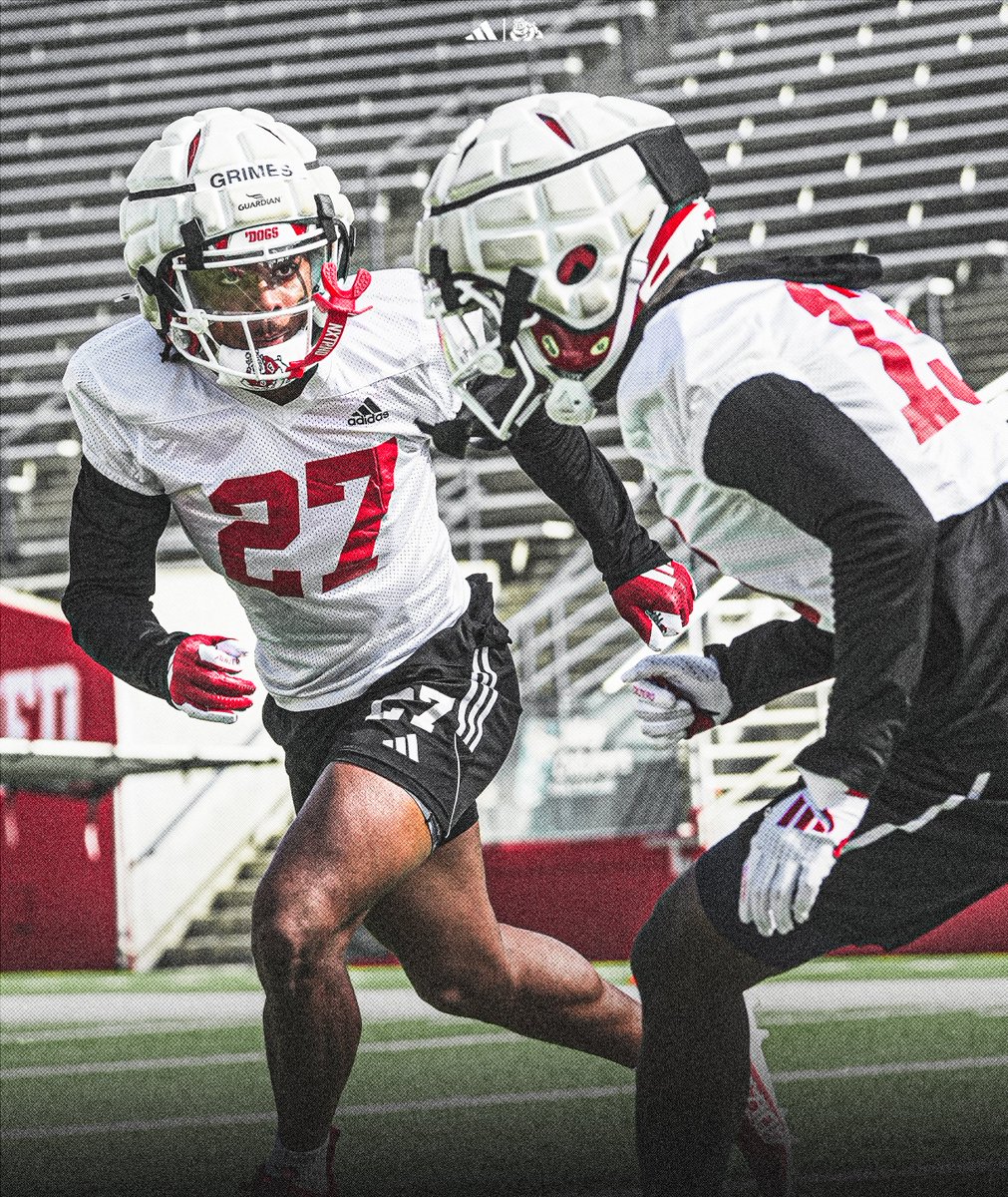 DogWiredDudes's tweet photo. Week One ✅

#GoDogs | #ForTheV https://t.co/LpCxVWGQ3m