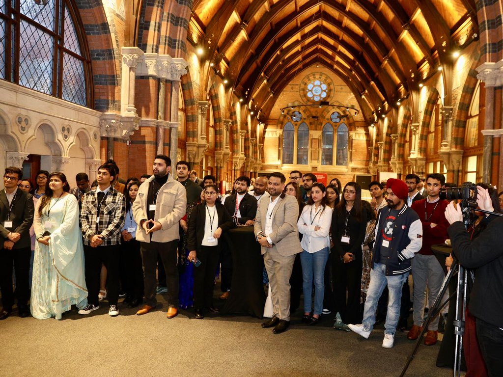 DrSJaishankar's tweet photo. Good to visit Queen’s University in Belfast this evening. 

Their upcoming campus in GIFT City, Gujarat is an example of the potential of 🇮🇳 🇬🇧 ties in the education. 

Appreciated the interaction with Indian students currently studying in @QUBelfast.

🇮🇳 🇬🇧 https://t.co/zT0hlEc22s