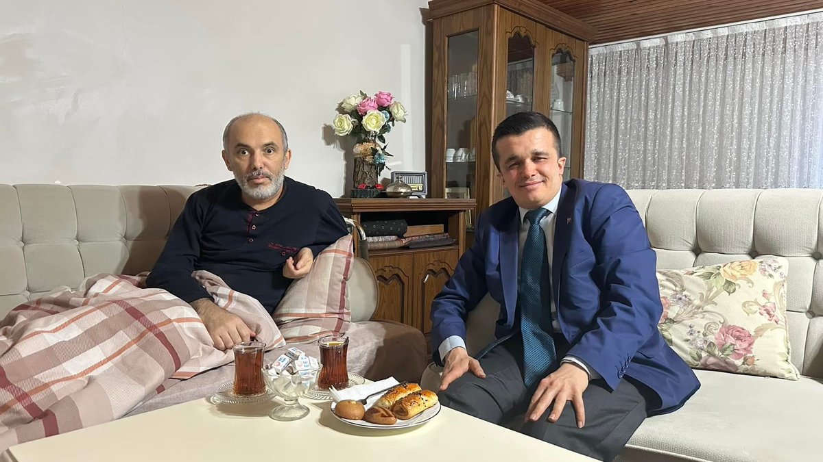 Olcay dogan (@dogan27985dogan) on Twitter photo Talihsiz bir kaza sonucu bacağı kırılan önceki dönem İl Başkan Yardımcılarımız Sayın Mehmet Fatih Serdar'ı evinde ziyaret ettik. Mehmet Fatih Serdar
Kıymetli başkanımıza bir kez daha geçmiş olsun dileklerimizi iletiyor, bir an önce sağlığına kavuşmasını duâ ediyor@mfatihserdar Talihsiz bir kaza sonucu bacağı kırılan önceki dönem İl Başkan Yardımcılarımız Sayın Mehmet Fatih Serdar'ı evinde ziyaret ettik. Mehmet Fatih Serdar
Kıymetli başkanımıza bir kez daha geçmiş olsun dileklerimizi iletiyor, bir an önce sağlığına kavuşmasını duâ ediyor@mfatihserdar