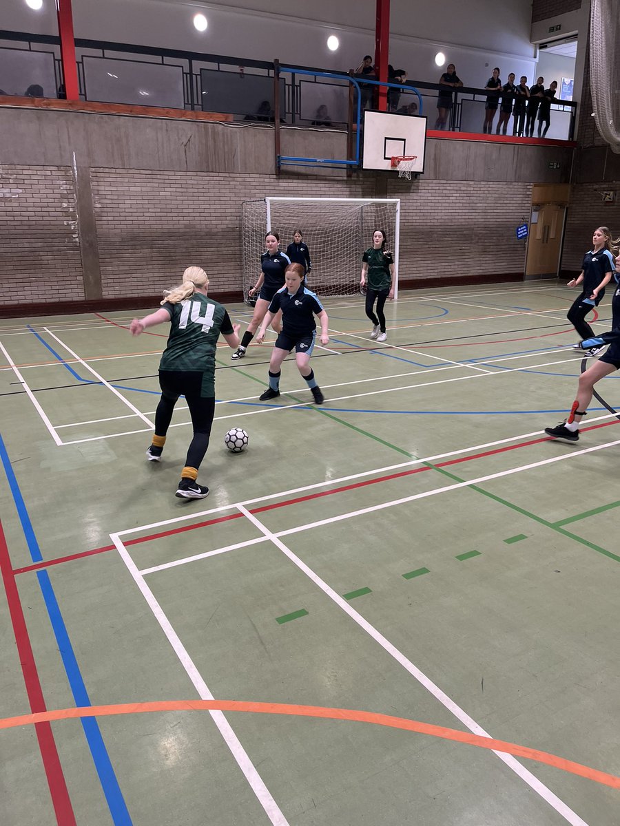 HuntsSSP's tweet image. A fantastic afternoon @oneleisureuk for our second Year 7/8 Girls ‘New To’ Futsal Festival of the year. ⚽️

Thank you to all the schools and girls who made for an exciting finale to our #LetGirlsPlay Biggest Ever Football Session plans. 👏 

@BarclaysFooty @YouthSportTrust