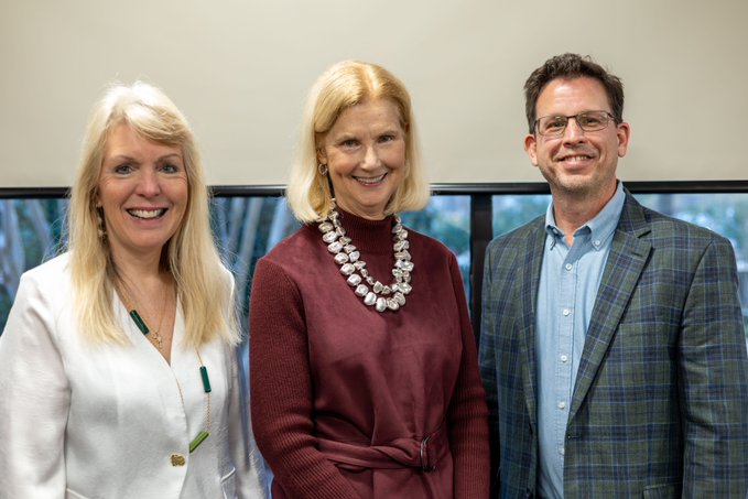 USC Chemistry & Biochemistry (@uofsc_chem) on Twitter photo We are immensely proud of our superstar π Dr. Susan Richardson who was selected for the 2025 Carolina Trustees Professorship Award! ππ <a href="/UofSCProvost/">University of South Carolina Provost</a> <a href="/UofSC_CAS/">McCausland College of Arts and Sciences</a> <a href="/UofSC_Chem/">USC Chemistry & Biochemistry</a> We are immensely proud of our superstar π Dr. Susan Richardson who was selected for the 2025 Carolina Trustees Professorship Award! ππ <a href="/UofSCProvost/">University of South Carolina Provost</a> <a href="/UofSC_CAS/">McCausland College of Arts and Sciences</a> <a href="/UofSC_Chem/">USC Chemistry & Biochemistry</a>