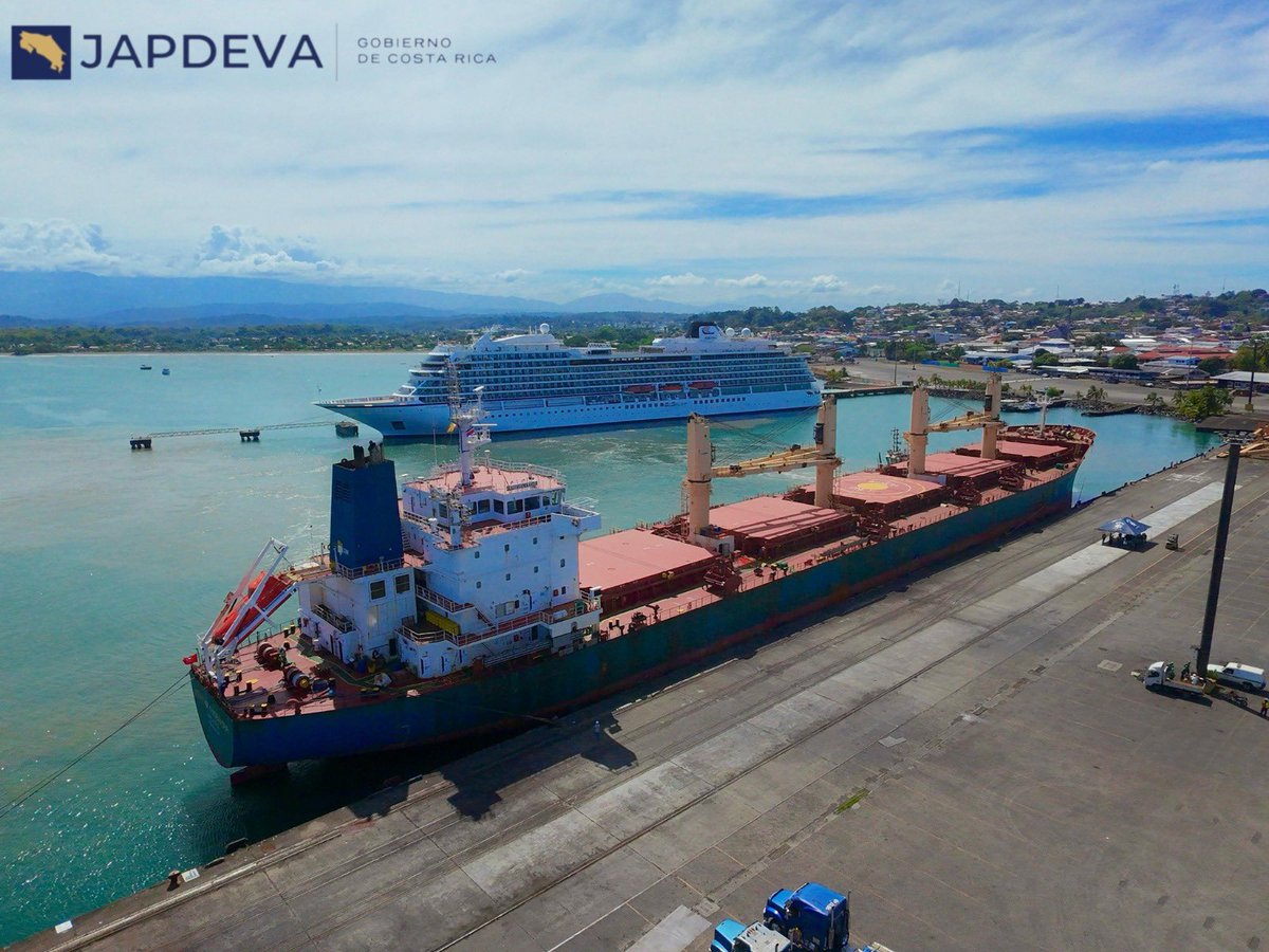 PresEjecJAPDEVA's tweet image. Hoy atendemos la operación del buque Seastar Endeavour en la Terminal Hernán Garrón Salazar, la cual se extenderá durante tres días para lograr la  descarga de 6.800 toneladas de arroz pilado a granel.

#PuertoLimón #JAPDEVA #MOPT #Desarrollo