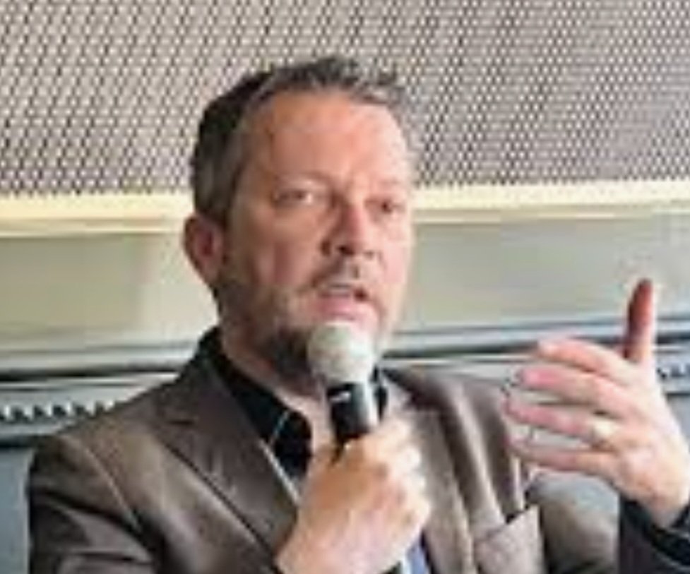 [#Ess - Dispositif] <a href="/AEF_Groupe/">Groupe AEF info</a> @Jerome_Lepeytre (abo.) : Itw. <a href="/David_Cluzeau/">David CLUZEAU</a>, #UDES : "L'#APLD Rebond doit être aussi ouverte à nos secteurs" ➡️ aefinfo.fr/depeche/727714… cc <a href="/HuguesPollastro/">Hugues Pollastro</a> <a href="/ESS_France/">ESS France</a> <a href="/Travail_Gouv/">Ministère du Travail et de l'Emploi</a> ⤵️