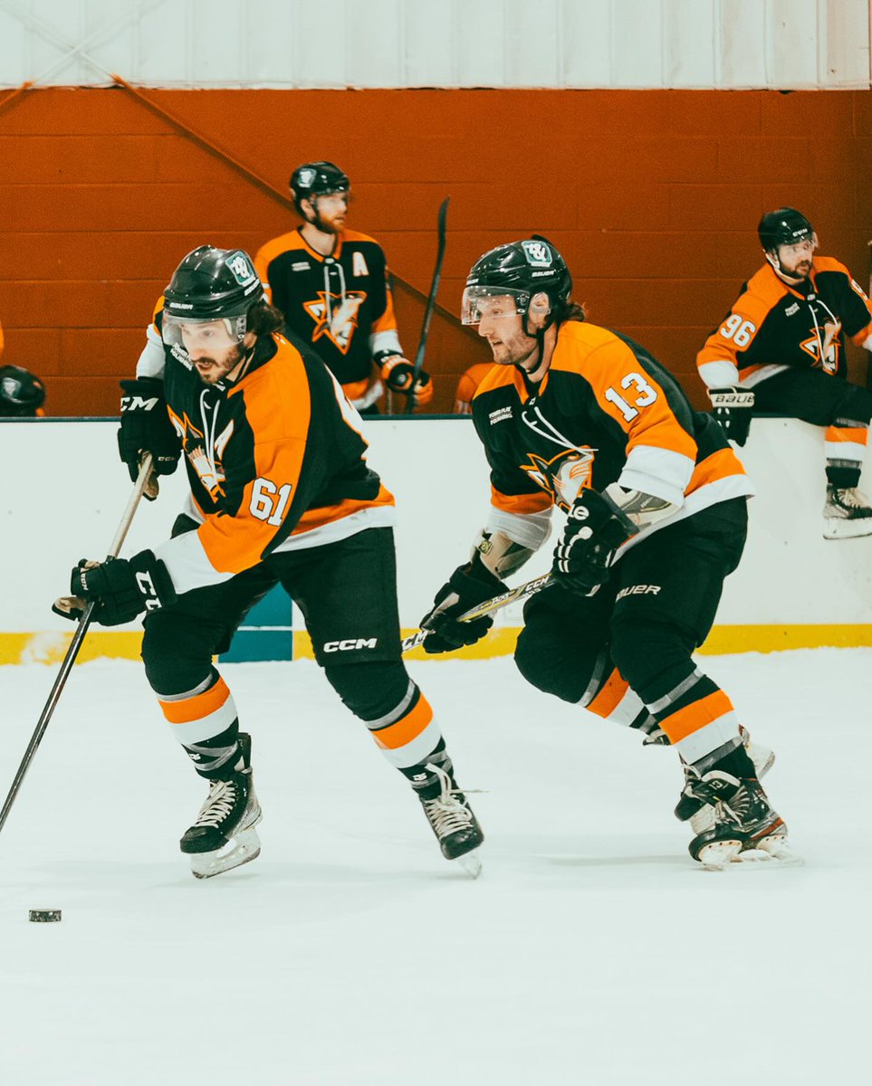 GoLiveSportsCast (@golivesportcast) on Twitter photo Live from Buffalo Wild Wings arena on March 8th <a href="/waterfordsharks/">Waterford Sharks</a> @Alpena49ers @MIHLHockey
golivesportscast.com/2025/03/mihl-l… #hockey Live from Buffalo Wild Wings arena on March 8th <a href="/waterfordsharks/">Waterford Sharks</a> @Alpena49ers @MIHLHockey
golivesportscast.com/2025/03/mihl-l… #hockey