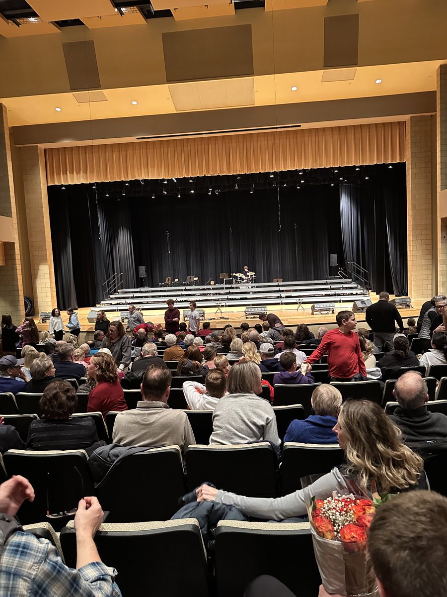 One last show choir home event for our senior, Maya!
The years go so fast!!!  
Can’t believe this day has come!
This place will be packed very soon!