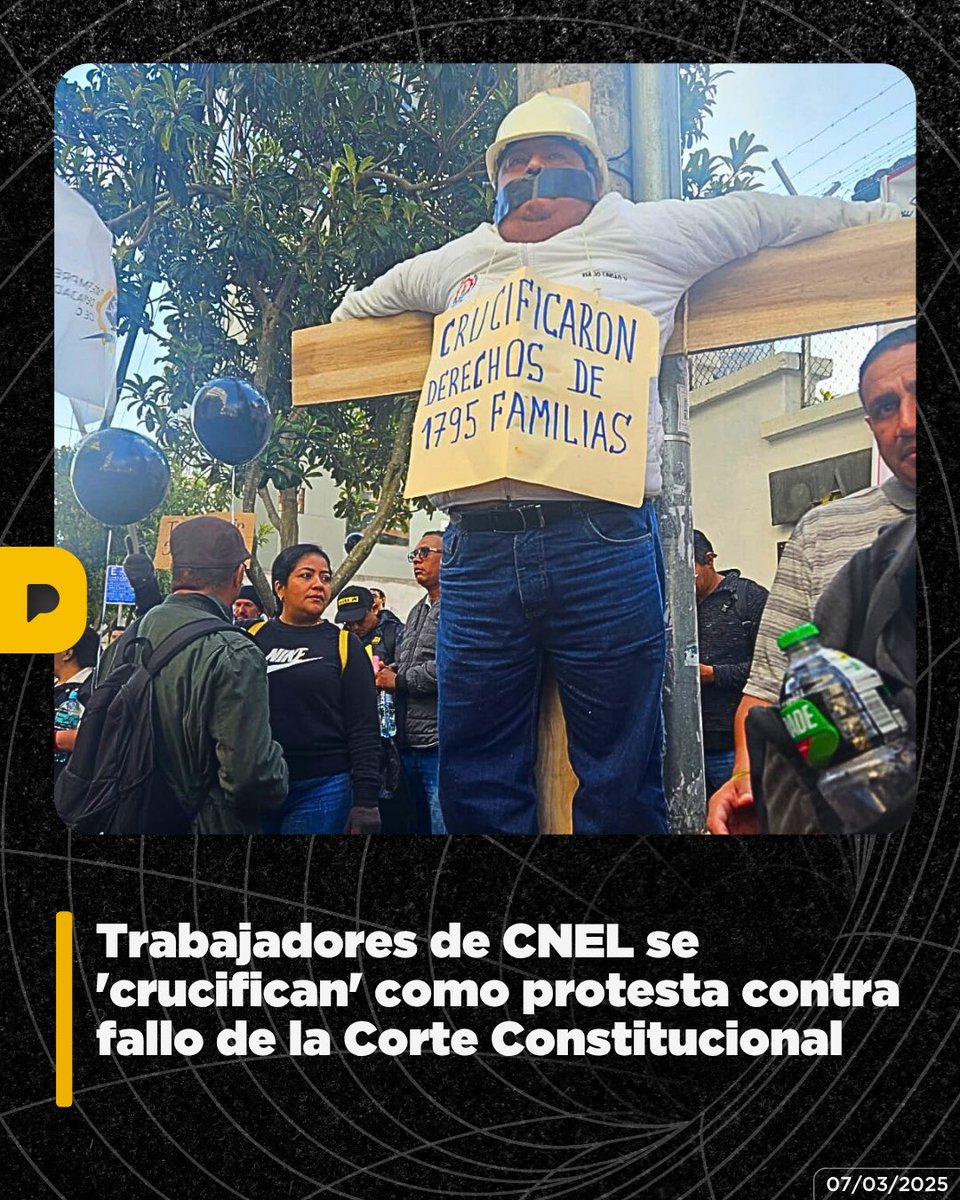 ¡Protestas en Quito! ⚡ Trabajadores de CNEL llegaron a la capital para exigir a la Corte Constitucional que revierta el fallo que los obliga a devolver $79 millones en 36 meses. Con pancartas y bocinas, exigieron ser recibidos por los magistrados.