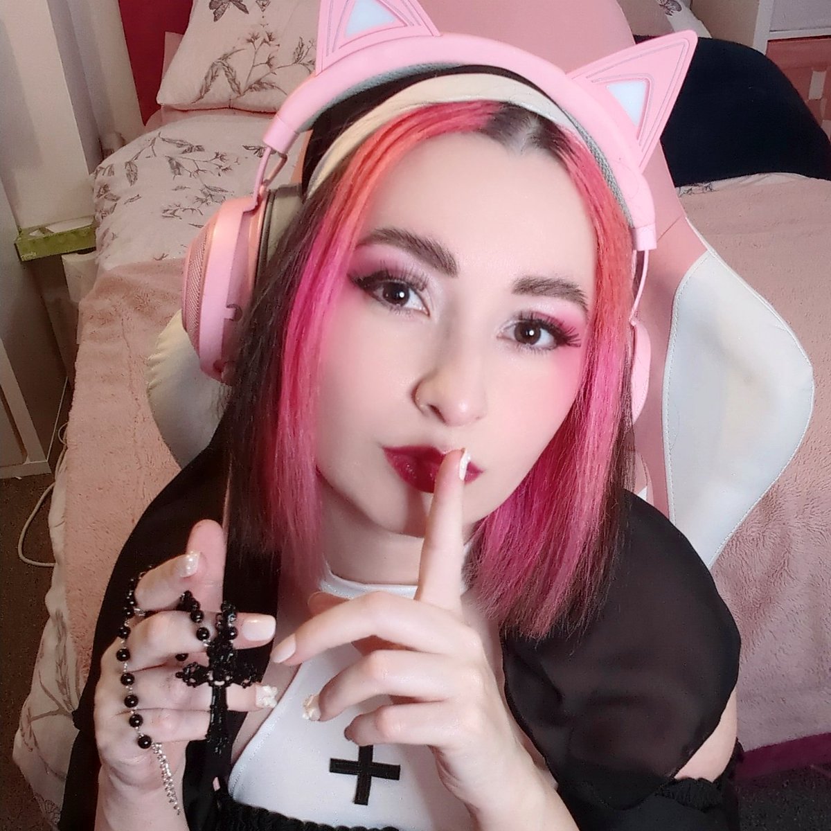 LadySamurai tweet media