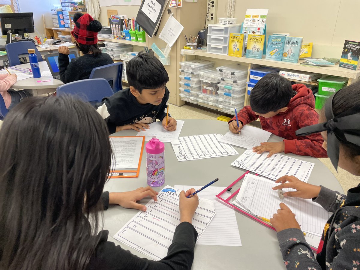 Julie Clumpus tweet media