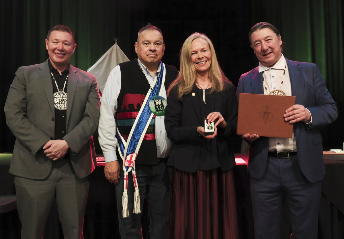 Celebrating an StFX difference-maker! 🎉👏 Dr. L. Jane McMillan has received the King Charles III Coronation Medal, presented by Senator PJ Prosper at the Nationhood Conference in Membertou. bit.ly/3QKMRdY #stfx #novascotia