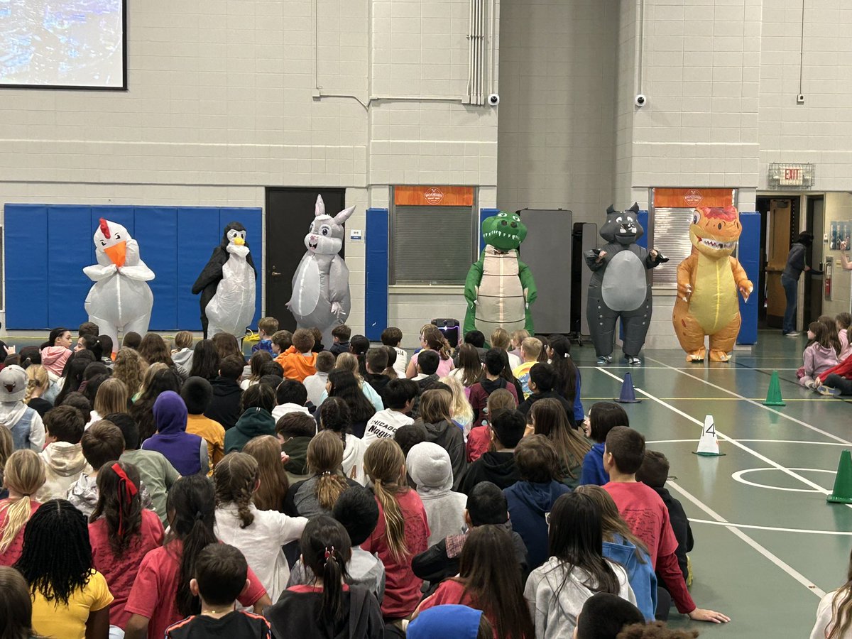 Revealing the masked readers at Ross/Sullivan! #Proud2BD23