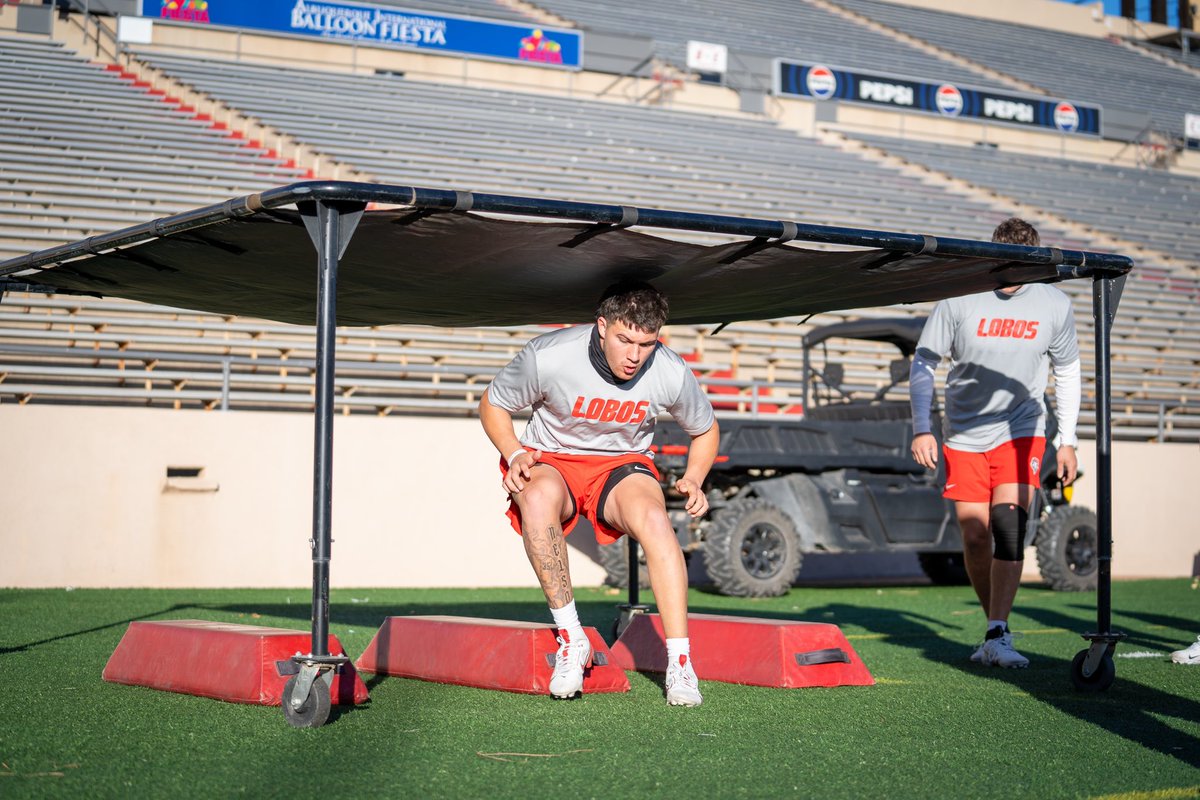 Lucas Lucero ♱⃓ tweet media