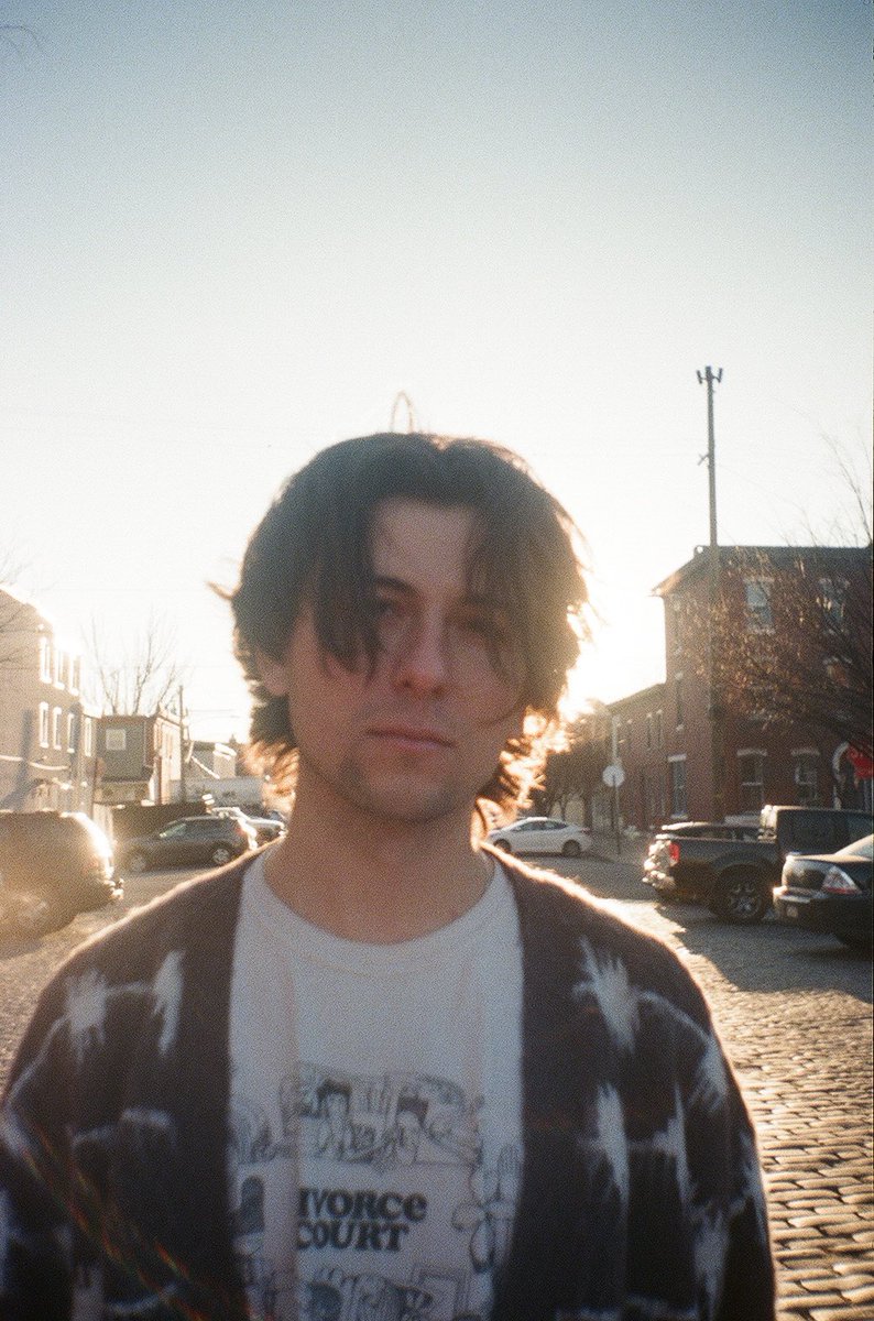 isabella’s bed / farwell, my willow. new music out March 28th with a special friend. putting out a couple collab eps while I finish the next album. day 19 of duolingo and I feel unstoppable rn